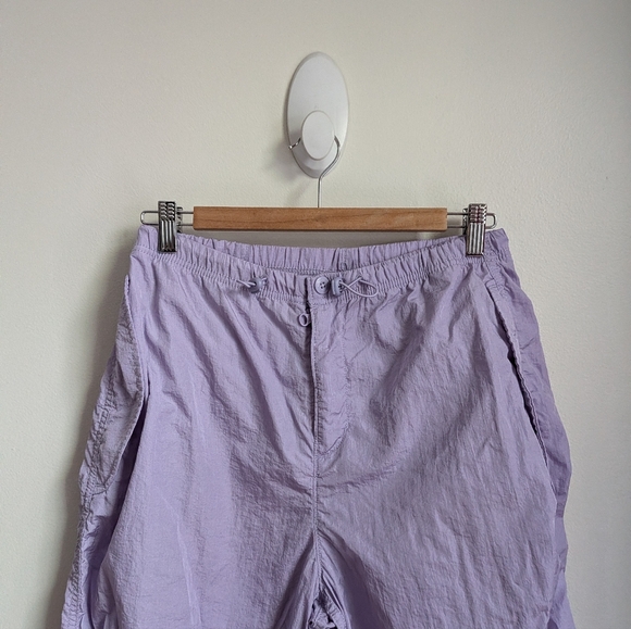 ARITZIA TNA Lilac Nylon Cargo Streetwear Athletic Athleisure Pants Size Small - Picture 3 of 13